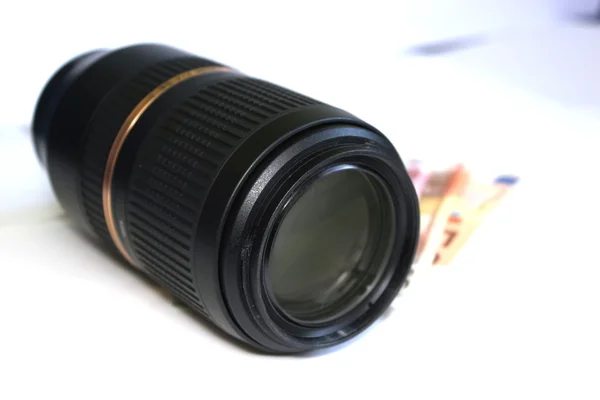 Tele-Zoom Lens With Money — Stock Photo, Image