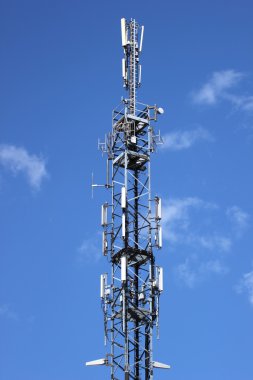 Bir telekomünikasyon kulenin