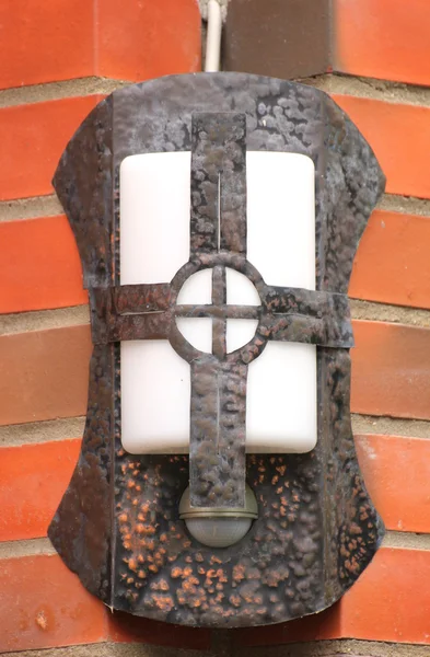 Lampa med Cross ornament — Stockfoto