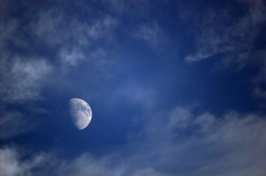 bulutlar ile moon