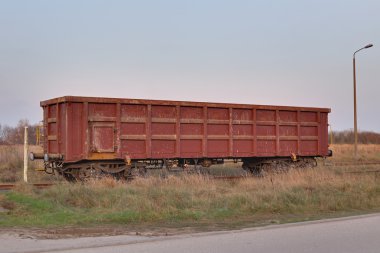 Almanya'da raylar üzerinde mal vagon duran