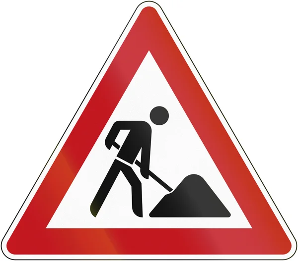 Немецкий знак предупреждения о строительной площадке на дороге — стоковое фото