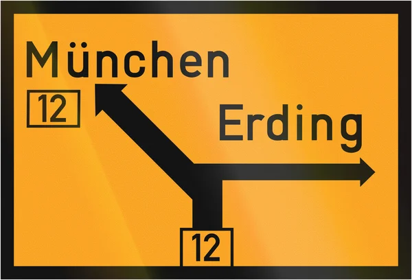 Znak kierunek do Monachium i Erding 1937 — Zdjęcie stockowe