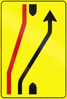 İtalya - yol sapma biter kullanılan yol işareti