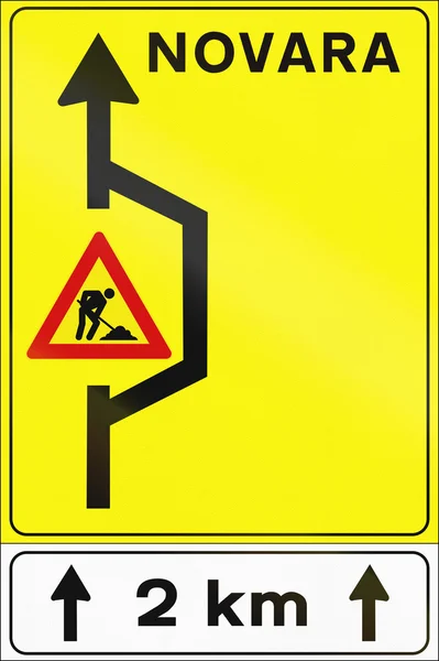Дорожній знак, що використовується в Італії - об'їзд — стокове фото
