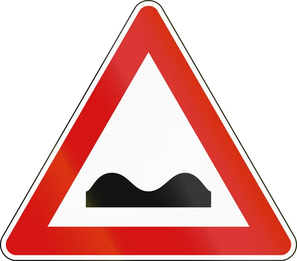 Дорожній знак, що використовується в Італії - нерівній дорозі — стокове фото