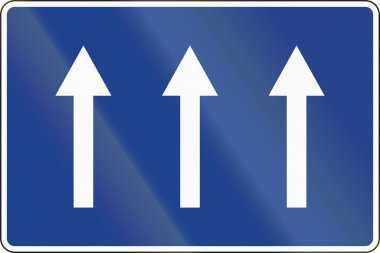 İspanya - şerit üç tek yönlü yol kullanılan yol işareti