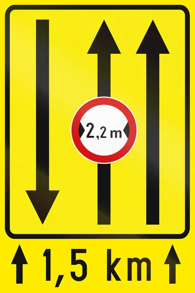 Slovenian road sign - Traffic lane management. — Stock Photo, Image