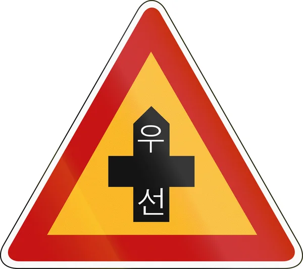 Korea Traffic Safety Sign - Atenção - Priority Road. O script significa prioridade — Fotografia de Stock