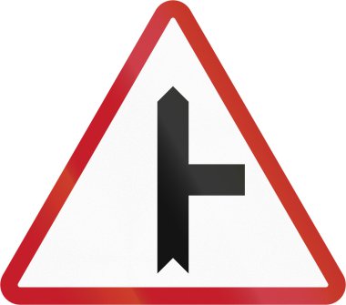 Filipinler - öncelik yol yol işareti