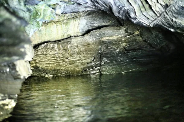 Επίπεδο Νερού Μέσα Στο Σπήλαιο Bjorkliden Στη Σουηδική Λαπωνία — Φωτογραφία Αρχείου