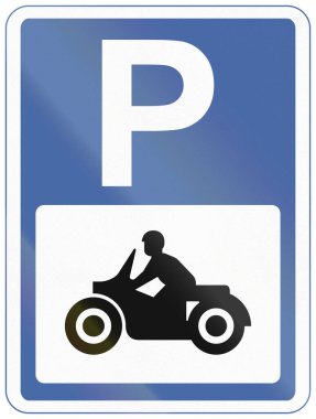 Hindistan 'da yol işareti - Scooter ve motosiklet park yeri.