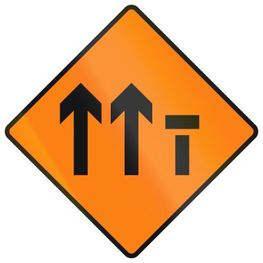 İrlanda 'da geçici uyarı levhası kullanıldı - Üç şeritli sağ şerit kapalı.