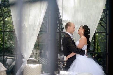 Evlilik çift kapalı sarılma