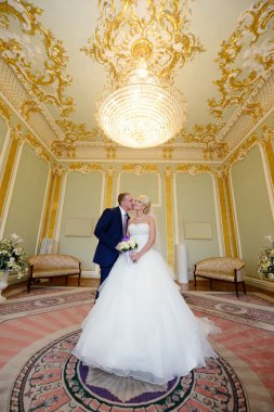 Evlilik çift kapalı sarılma