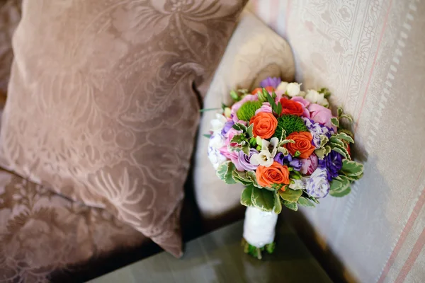 Beautiful wedding colorful bouquet — Stock Photo, Image