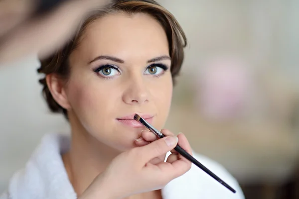 Wedding makeup for beautiful bride — Stock Photo, Image