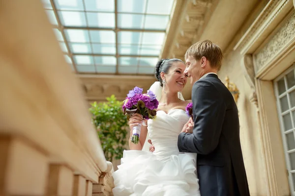 Beautiful wedding couple — Stock Photo, Image