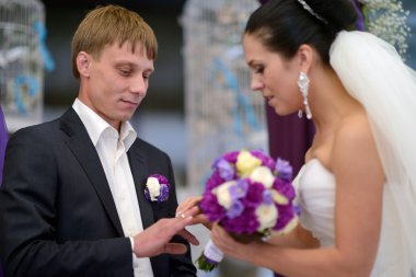 Gelin ve damat evlilik kaydetme