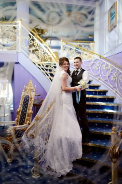 Güzel düğün çifti zarif iç