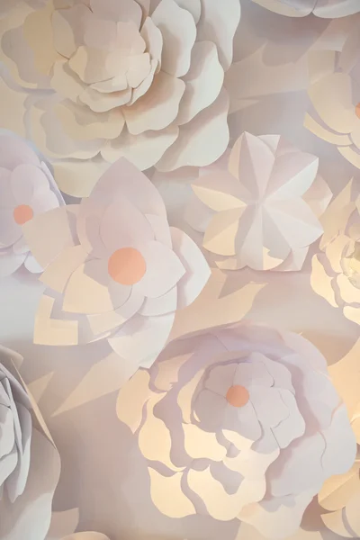Schöne Blumen aus Hochzeitspapier lizenzfreie Stockbilder