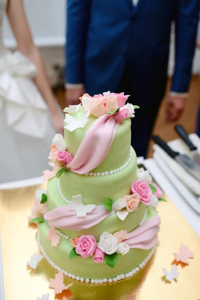 美しい結婚式のケーキ — ストック写真