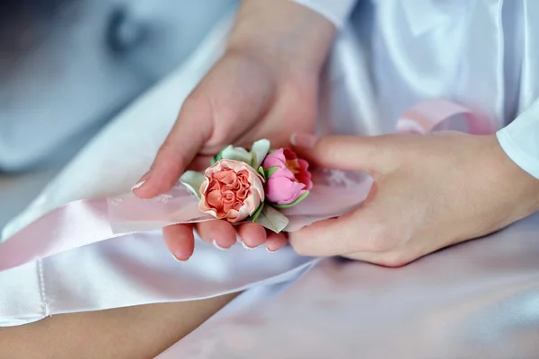 美しい花嫁の手 — ストック写真