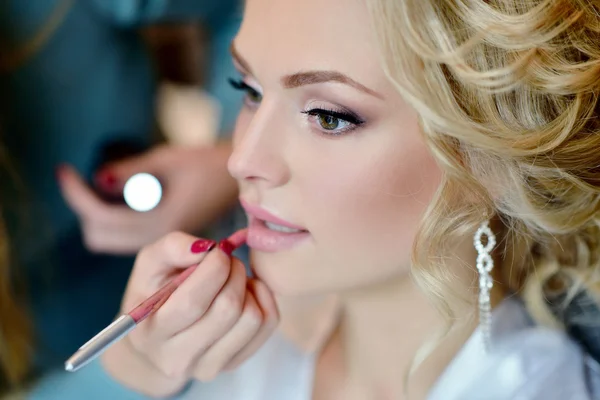 Maquillage de mariage pour mariée — Photo