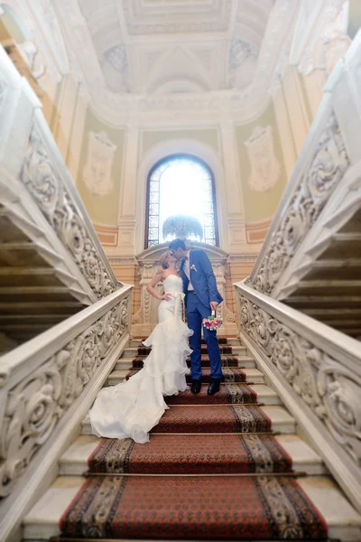 Beautiful wedding couple hugging — Stock Photo, Image