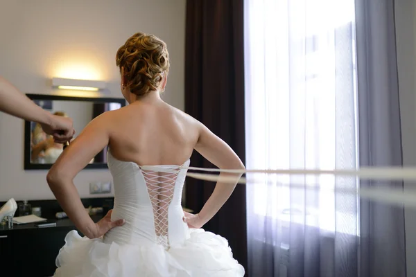 Vestido de noiva de dama de honra laço para noiva — Fotografia de Stock