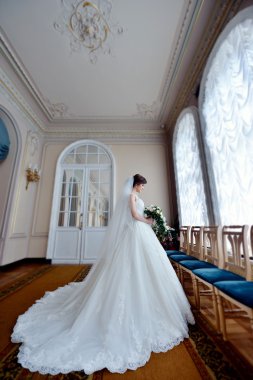 güzel bir gelin buketi ile