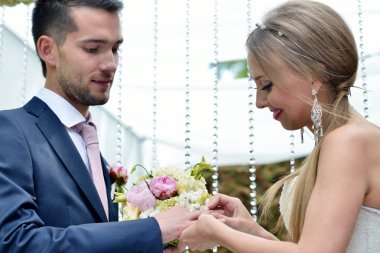 Düğün çift evlilik töreni üzerinde