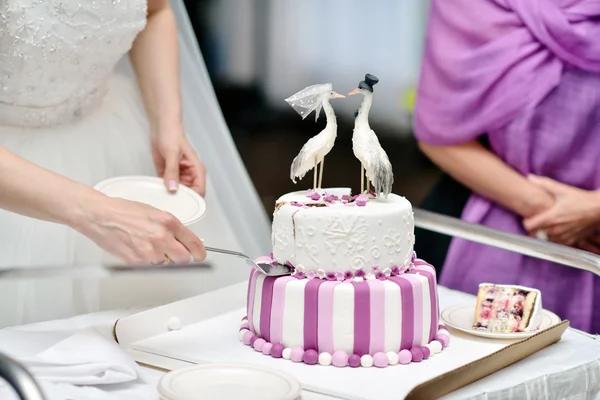 花嫁の結婚式のケーキ — ストック写真