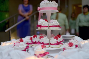 Güzel düğün pastaları 