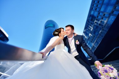 Güzellik gelinle damat