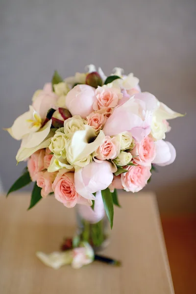 Colorful bouquet for bride — Stock Photo, Image