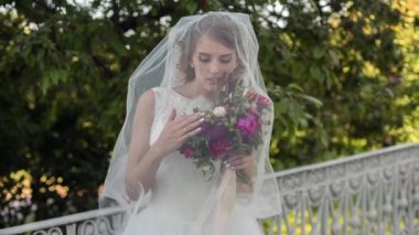 Beautiful buket dokunmadan gelin