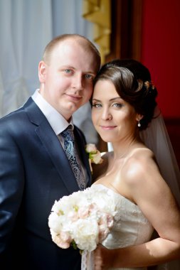 Evlilik çift kapalı