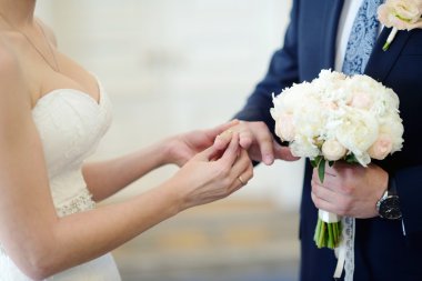 Düğün töreni çift