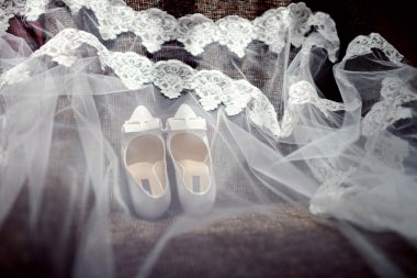 beyaz düğün ayakkabıları