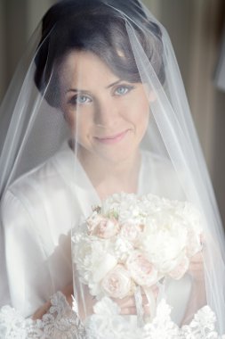 Güzellik gelin buketi ile