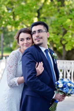 Evlilik çift park üzerine