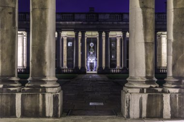 Greenwich Üniversitesi geceleri