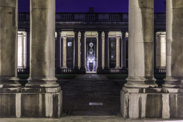 Universidade de Greenwich à noite — Fotografia de Stock