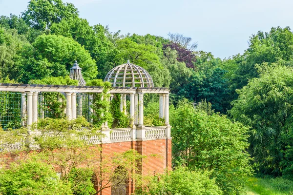 Hampstead Pergola dan Hill Garden — Stok Foto