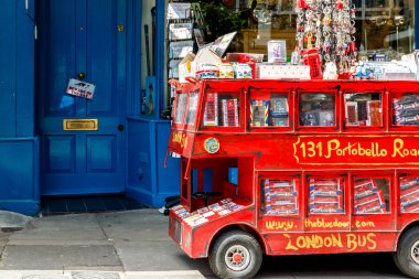 Portobello Road modelinde Çift katlı alçak taban
