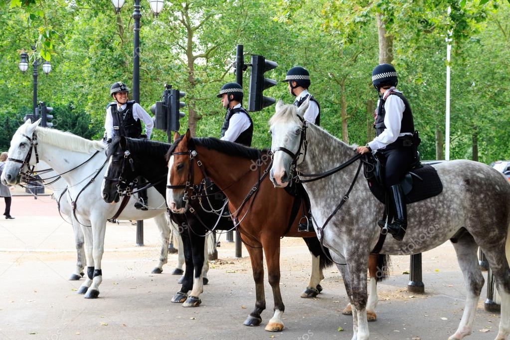 ロンドンの騎馬警官隊 ストックエディトリアル用写真 C Victorhuang ロンドンの騎馬警官隊 ストックエディトリアル用写真 C Victorhuang