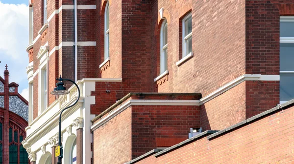 Londra'nın Victoria kırmızı tuğla ev