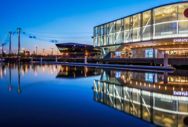 Emirates hava hattı veya Thames teleferik