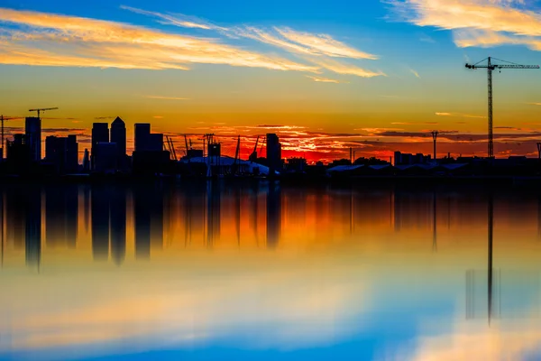 Silhouet van Canary Wharf — Stockfoto